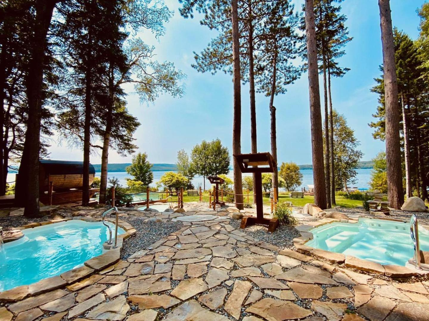 Estello Suites & Spa Lac-Mégantic 外观 照片