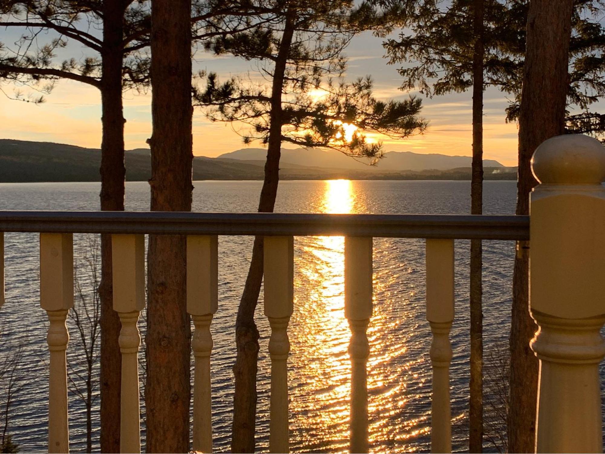 Estello Suites & Spa Lac-Mégantic 客房 照片