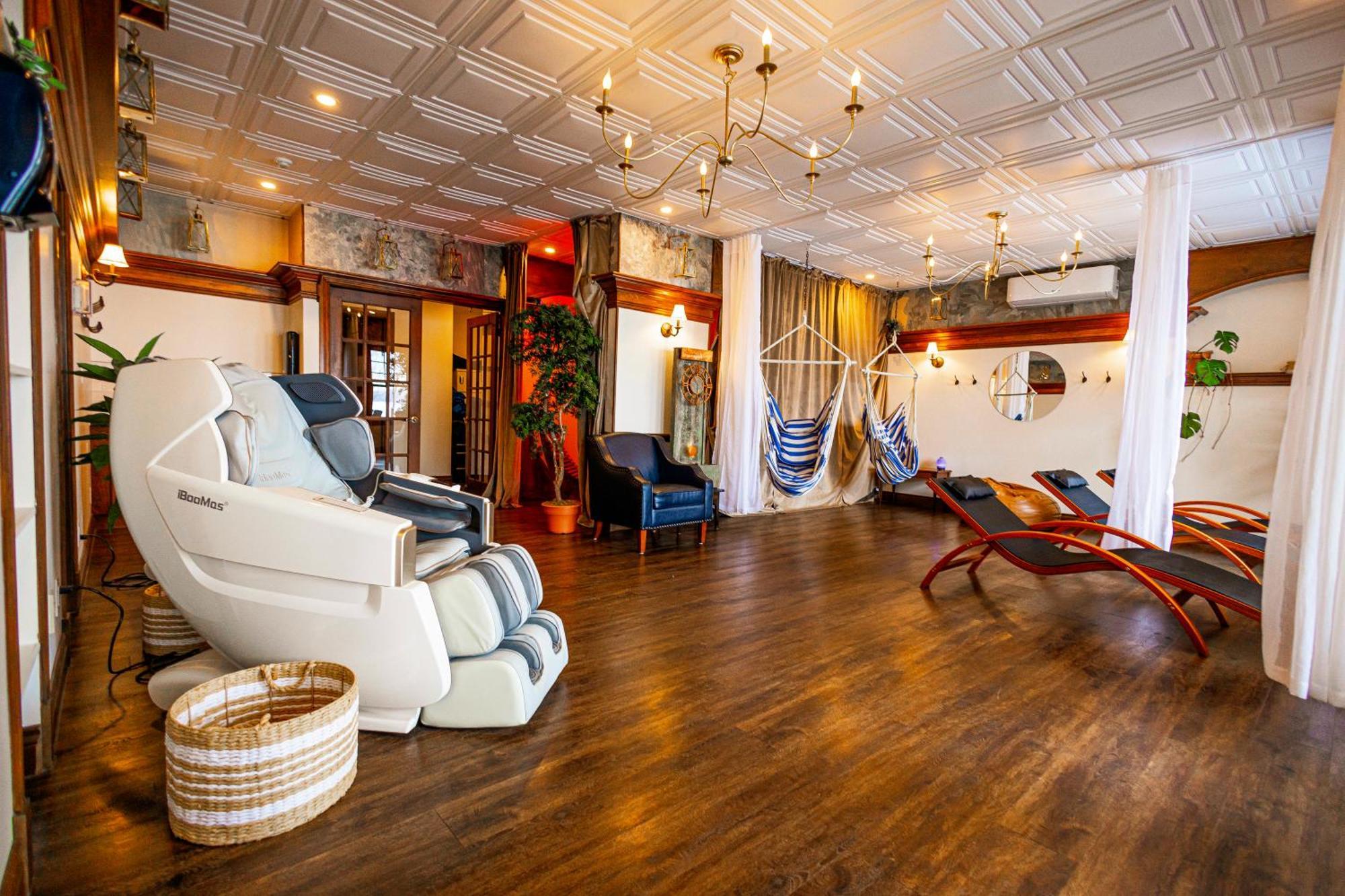 Estello Suites & Spa Lac-Mégantic 外观 照片